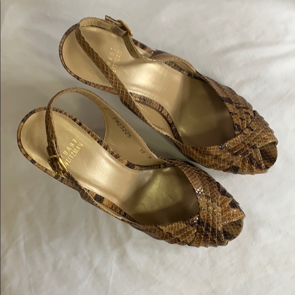 Stuart Weitzman snake skin heel ⚠️ - Picture 2 of 6